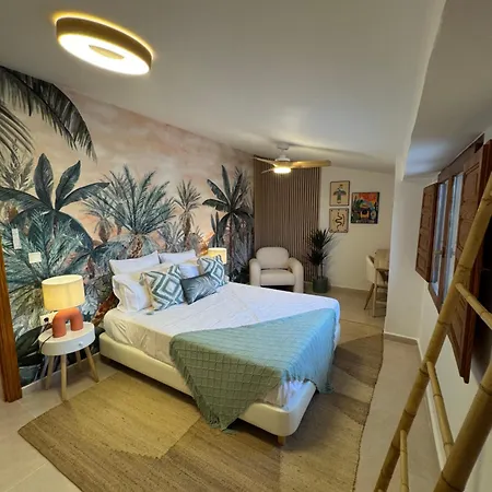 Boutique De Bella - Rustic House With A Wine Cellar Calderon